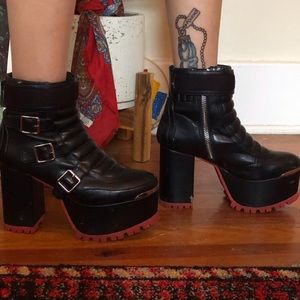 Dolls Kill platform boots 🔥🔥